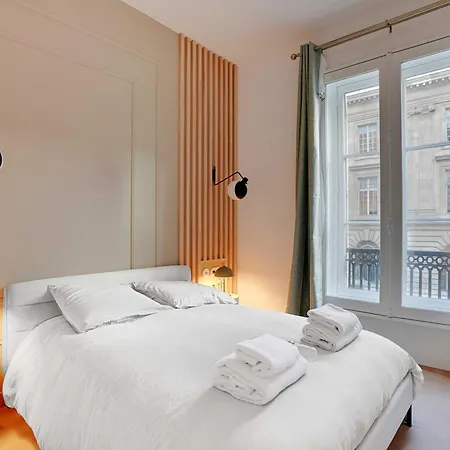 Charming 4br 8p Flat In The Heart Of De Apartment *